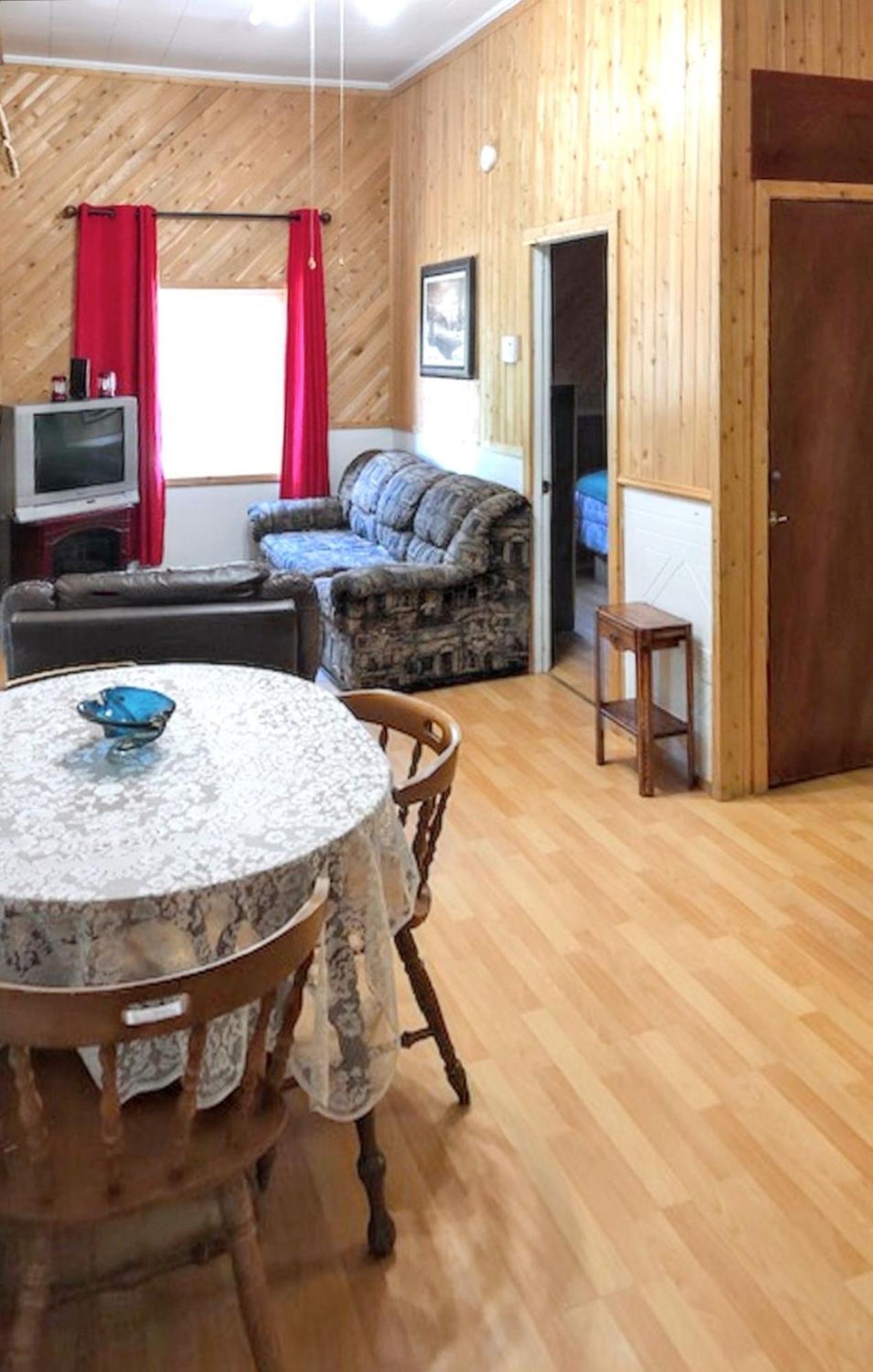 2 Bedrooms Appartement With Wifi At Sainte Angele De Merici Exterior photo